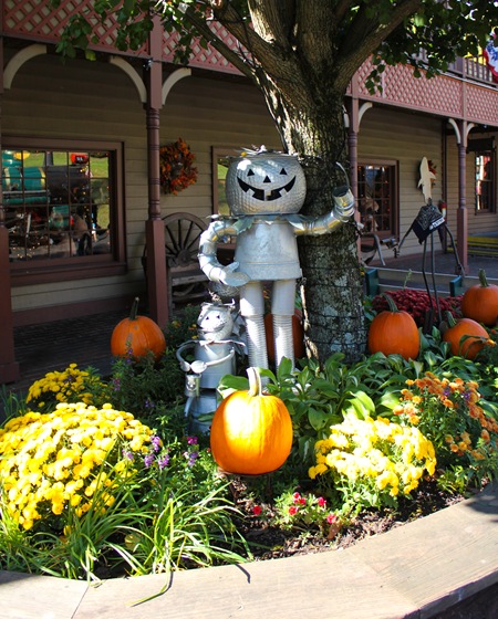 TinScarecrow (1 of 1)