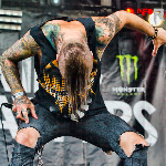 BetrayingTheMartyrs@Hellfest12_08.jpg
