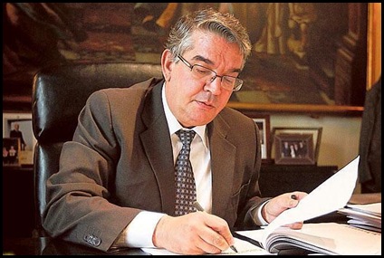 JOSE MANUEL VELA LA DIMISION DE UN CONÇELLER JOSE MANUEL VELA LA DIMISION DE UN CONÇELLER