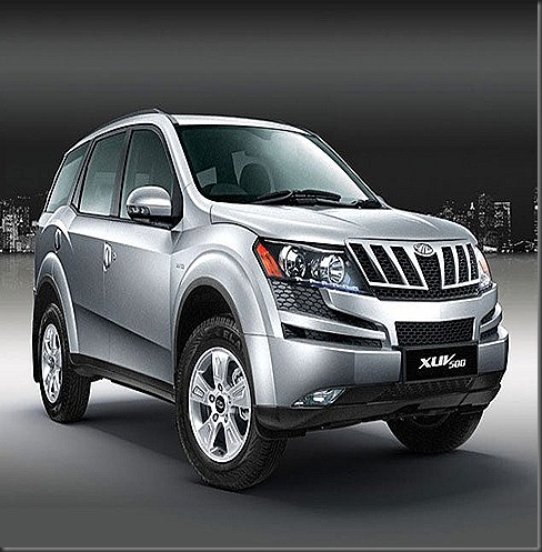 Mahindra-XUV-500 white