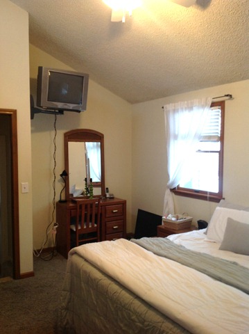[Desk%2520and%2520TV%2520before%255B5%255D.jpg]