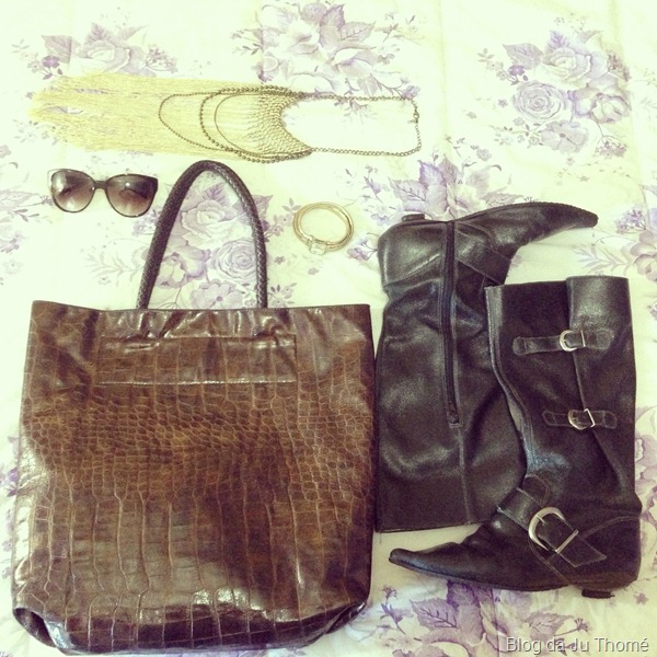 look cardigã, bota montaria, legging e cachecol look cardigã, bota montaria, legging e cachecol