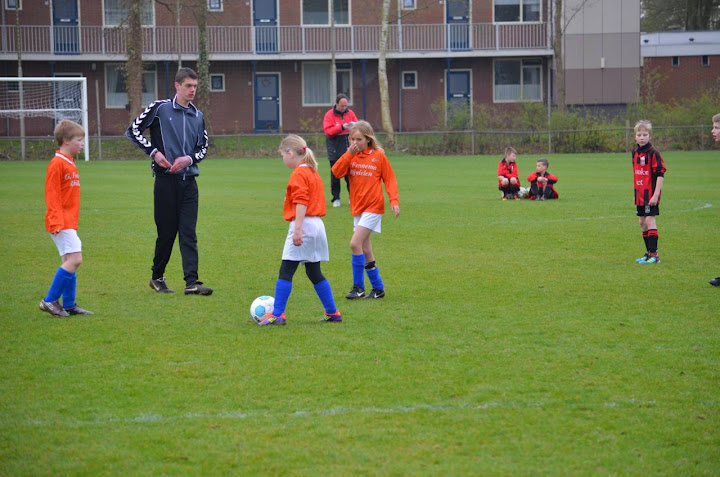 2012 - 14 APR - ONSTWEDDE E2 - WVV E5 025.jpg