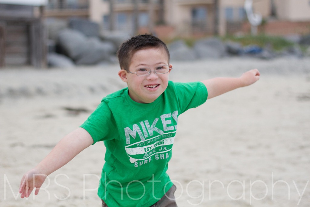 [Imperial%2520Beach%2520San%2520Diego%2520Birthday%2520Pictures%2520-%2520Chula%2520Vista%2520Child%2520Portrait%2520Photography%2520%25285%2520of%252010%2529%255B4%255D.jpg]