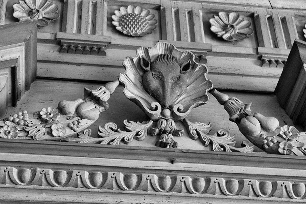 [drayton-hall-carving%255B3%255D.jpg]