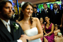 Fotos do evento Joana e Mauro. Foto numero 28 de Rogerio von Kruger, fotografo no Rio de Janeiro (RJ), que faz fotos de casamento, fotos de musica, fotos de shows e fotos de eventos. Rogerio von Kruger faz fotos digitais de casamento no Rio de Janeiro, RJ. fotos de casamento foto digital rio janeiro rj festa noiva noivas festas album casamentos digitais retrato fotografia penteado
