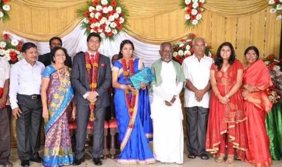 [m-ramanathan-daughter-wedding-reception-photo1%255B2%255D.jpg]