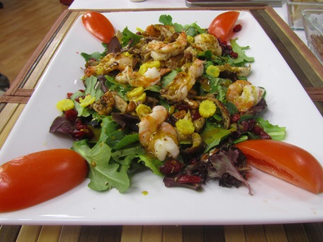 ensalada de camarones y frutos secos 1