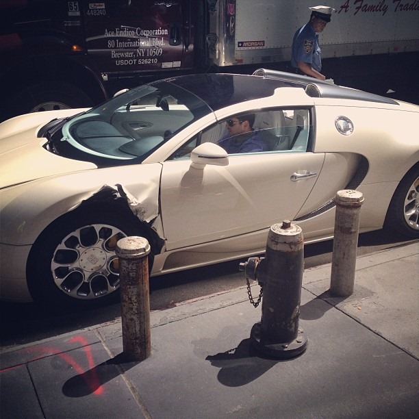 [Veyron-Accident-1%255B3%255D.jpg]