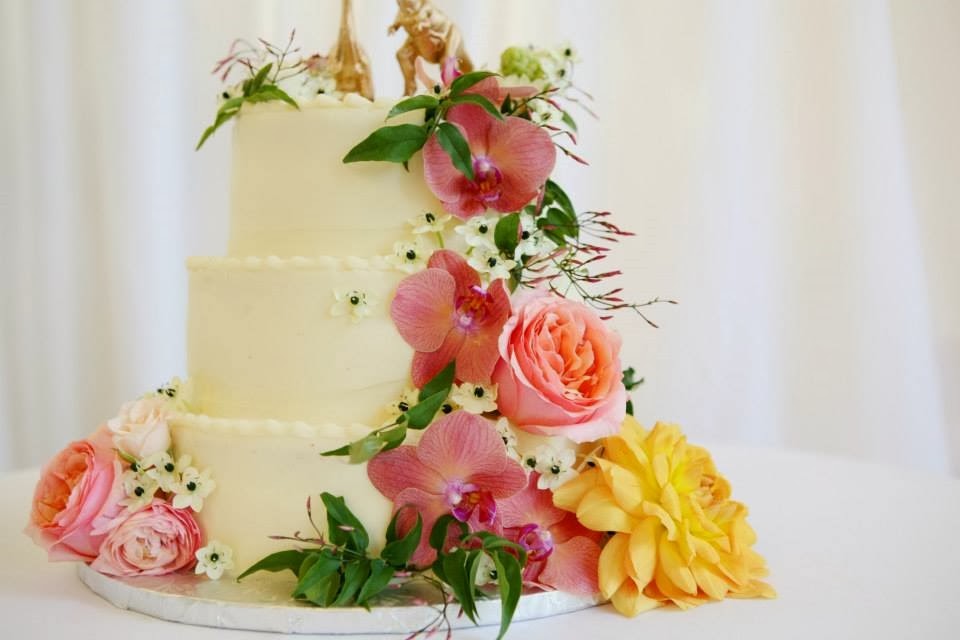 [cake-rebecca-shepherd-floral-design-%255B2%255D.jpg]