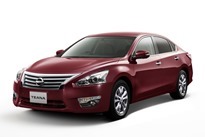 Nissan-Teana-1