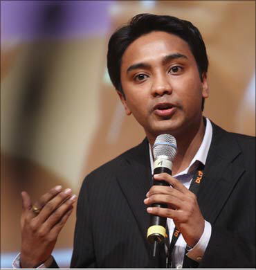 Image Dimension: 370x390 :: World's youngest CEO Suhas Gopinath World's youngest CEO Suhas Gopinath