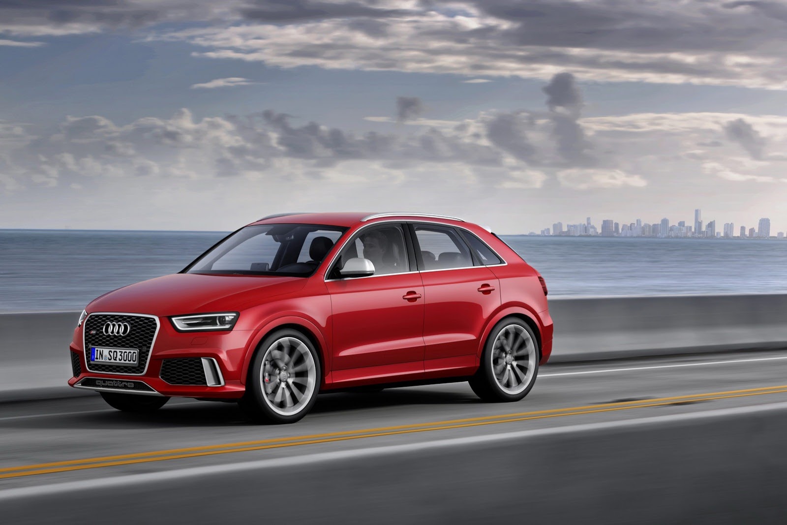 Audi-RS-Q3-11[2].jpg
