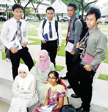 [mahasiswa%255B4%255D.jpg]