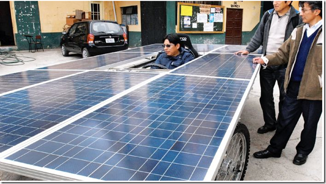 UPEA: Alt-Katari, el auto solar que arranca desde El Alto