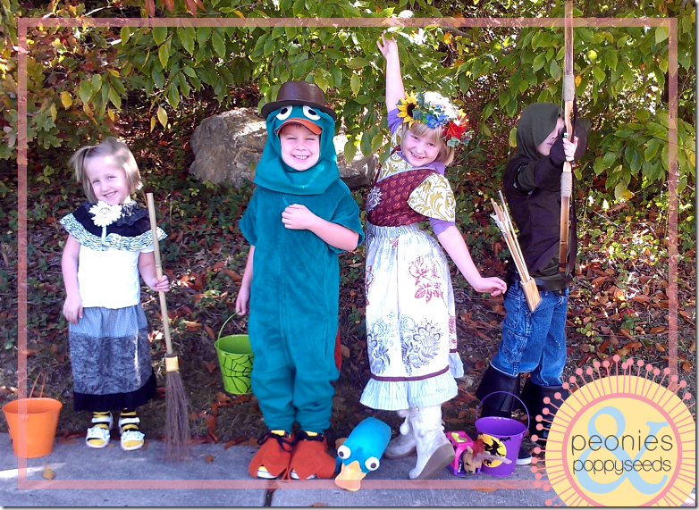 DIY Perry the Platypus Halloween costume group