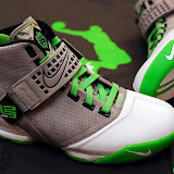 NikeZoomLeBronVGallery2 Nike Zoom LeBron V