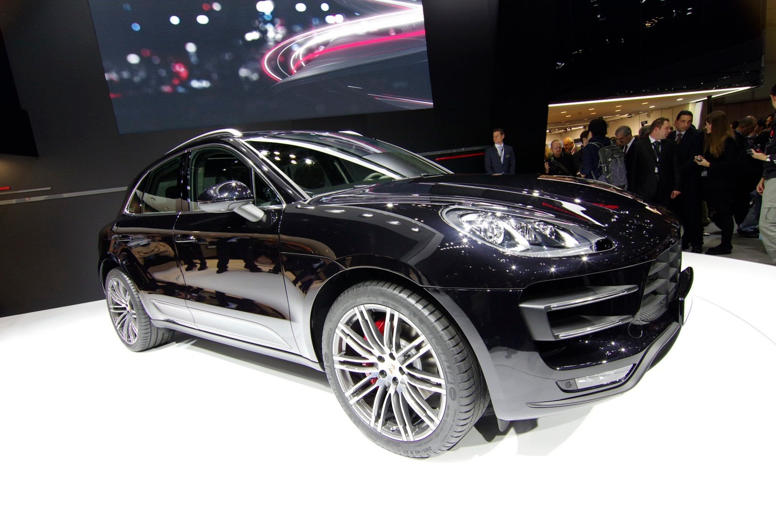 [Porsche-M6%255B2%255D.jpg]