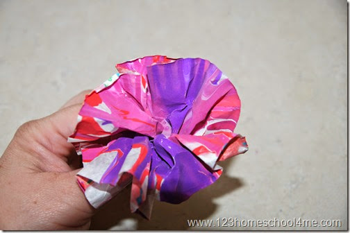 How to make a coffee filter flower How to make a coffee filter flower