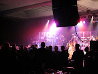 After the auction ended, Kool and the Gang got everyone onto the dance floor.