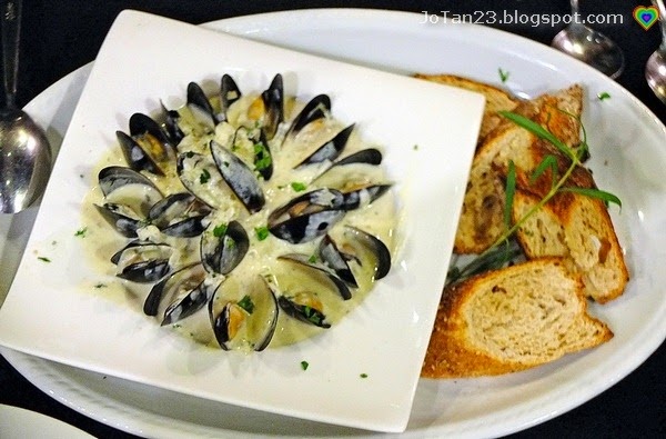 [One-Way-Restaurant-mussels-jotan23%255B4%255D.jpg]