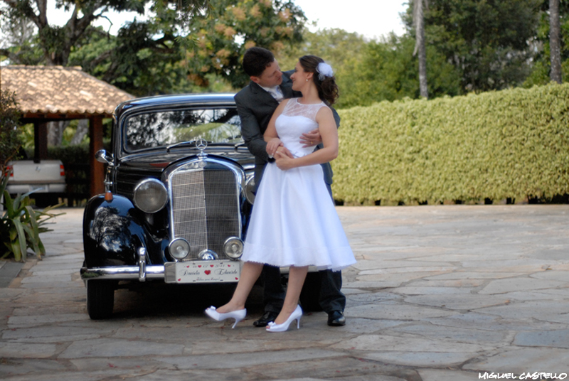 Fotos de Daniela e Eduardo. Foto numero 29 do fotografo de casamento Miguel Castello, de Brasilia, DF, que faz fotos de casamento (fotografia de casamento), fotos de 15 anos (fotografia de 15 anos), fotos de modelos (ensaios para books fotograficos), fotos de gravidas (fotografia de gestantes), fotos de debutantes, fotojornalismo de casamento, fotojornalismo social e fotografia de moda em estudio. fotos casamento distrito federal brasilia de 15 anos df brasília books modelos ensaio fotografico gravidas gravida festa festas book moda vestidos o fotógrafo doces para caixas lembrancinhas arranjos mesa fotografo evento