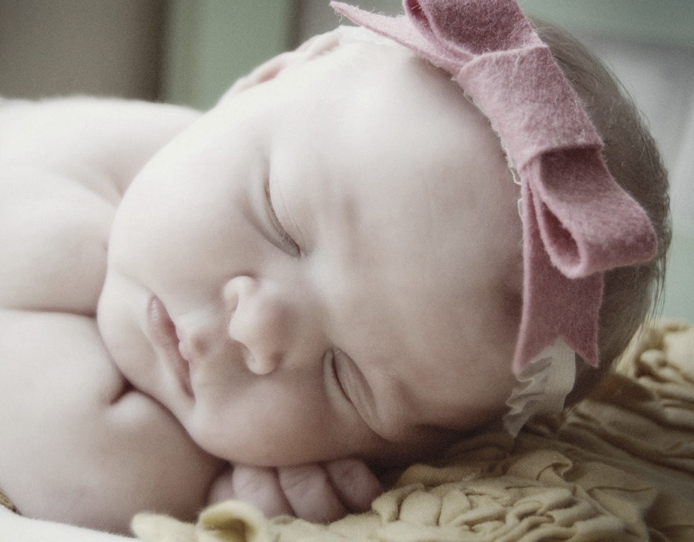 [felt%2520bow%2520headband%2520tutorial%255B18%255D.jpg]