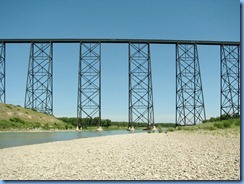 1687 Alberta Lethbridge - Helen Schuler Nature Centre - Oldman River & High Level Bridge 1687 Alberta Lethbridge - Helen Schuler Nature Centre - Oldman River & High Level Bridge