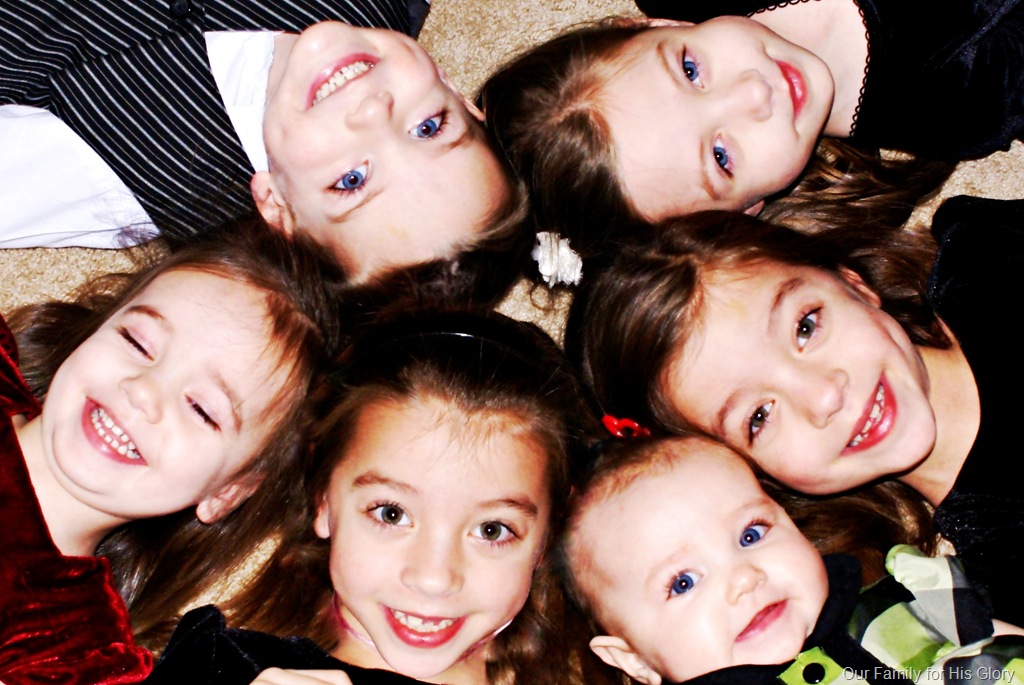 [Christmas%2520kids%25202011%255B7%255D.jpg]