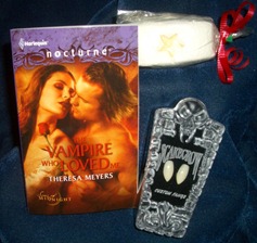 [Vampire_Love_Prize_pack%255B4%255D.jpg]