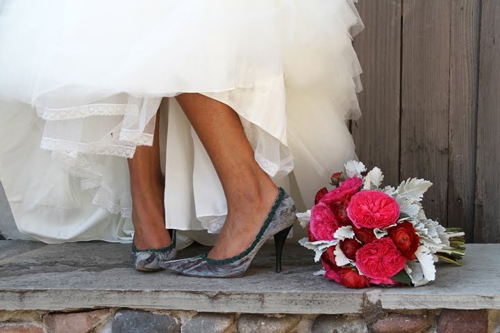 [1208875868_delpino_bridal_064r--bows%255B1%255D.jpg]