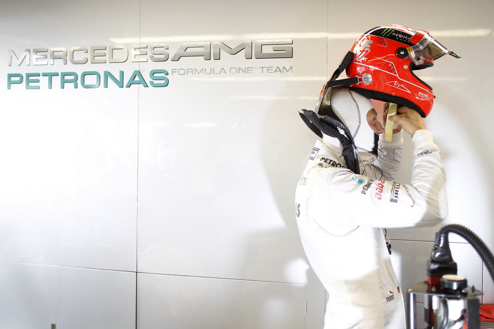 [F1-Mercedes-Michael-Schumacher-9%255B3%255D.jpg]