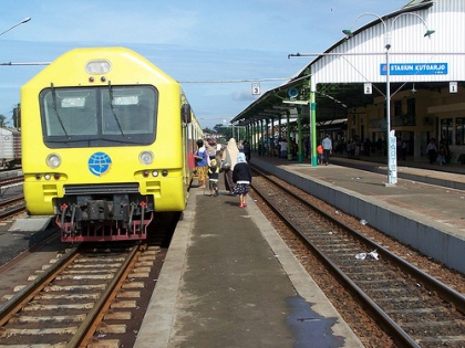 Jadwal Baru Kereta Api Prameks Prambanan Express Juni 2011