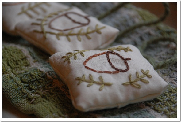 acorn stitch 2