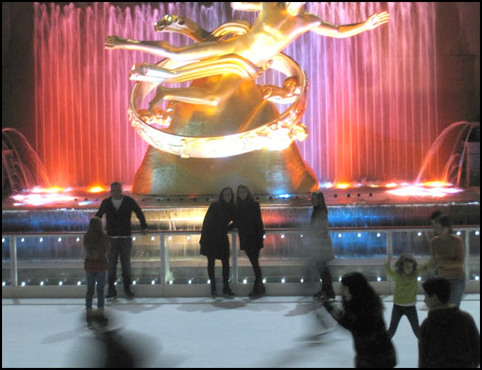 Rockefeller Ctr Ice Skate 11-2013 (9)