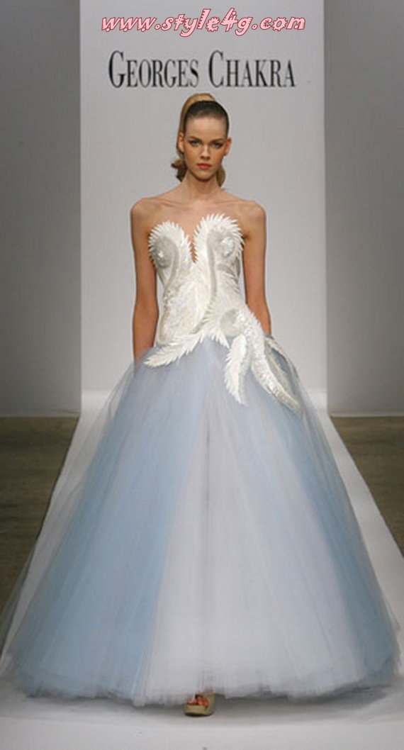 Giorgio Armani Wedding Dresses-new styles-2013 img9a3074b877ec86387840fb84352d5c0d.jpg