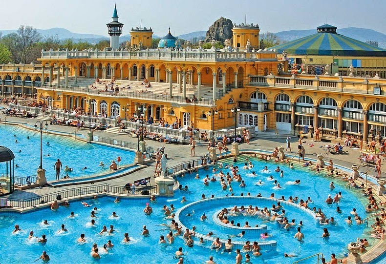 szechenyi-thermal-bath-2