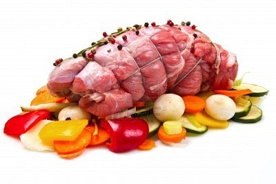 [11547299-asado-de-carne-de-res-con-verduras-frescas%255B4%255D.jpg]