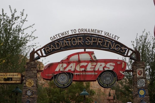 [radiator%2520springs%2520racers%255B3%255D.jpg]