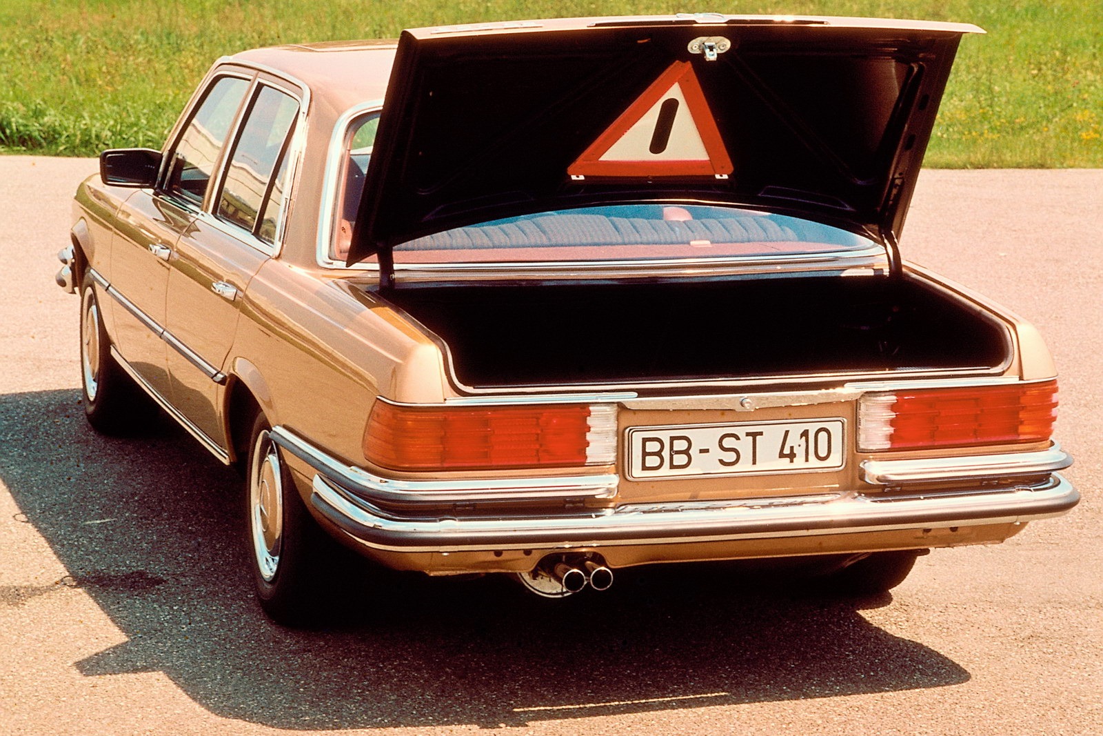 [Mercedes-Benz-S-Class-Tradition-27%255B2%255D.jpg]