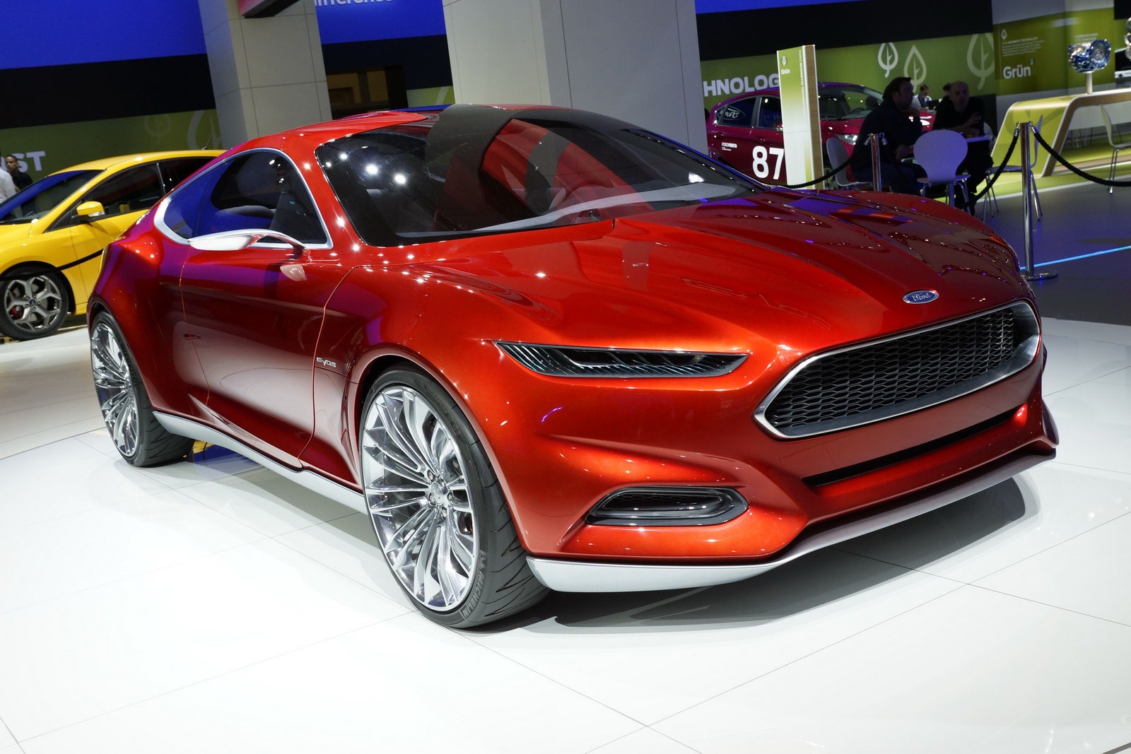 [Ford-Evos-Concept-402.jpg]