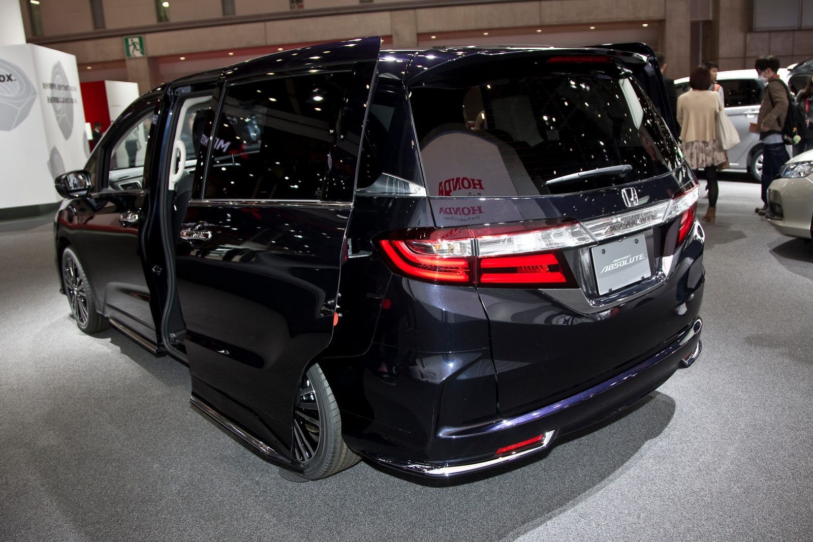 [Honda_Odyssey_Absolute%255B2%255D.jpg]