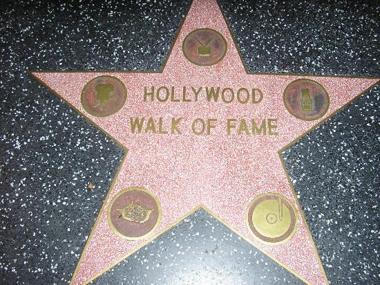 [hollywood-walk-of-fame5.jpg]