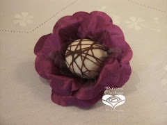 Album (digital) de fotos de Rosa aberta da Arte em Forminhas, de Patricia Caetano, que cuida da produção artesanal de formas de tecido para doces (forminhas), criando peças personalizadas que conferem um charme todos especial à decoração. Também faz porta-guardanapo. forminhas porta guardanapo doces para guardanapos docinhos de decorados tecido doce papel fazer forminha finos flor e forma p