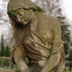 Old Cemetery of Podgorze statue.JPG