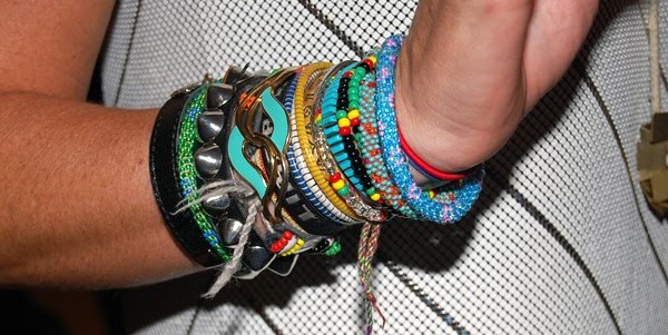 [fashion-accessories-Friendship-brace.jpg]