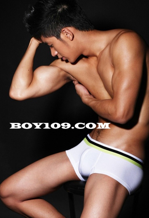 Asian-Males-Cao Lam Vien - Hot Hot in Underwear Again!-08