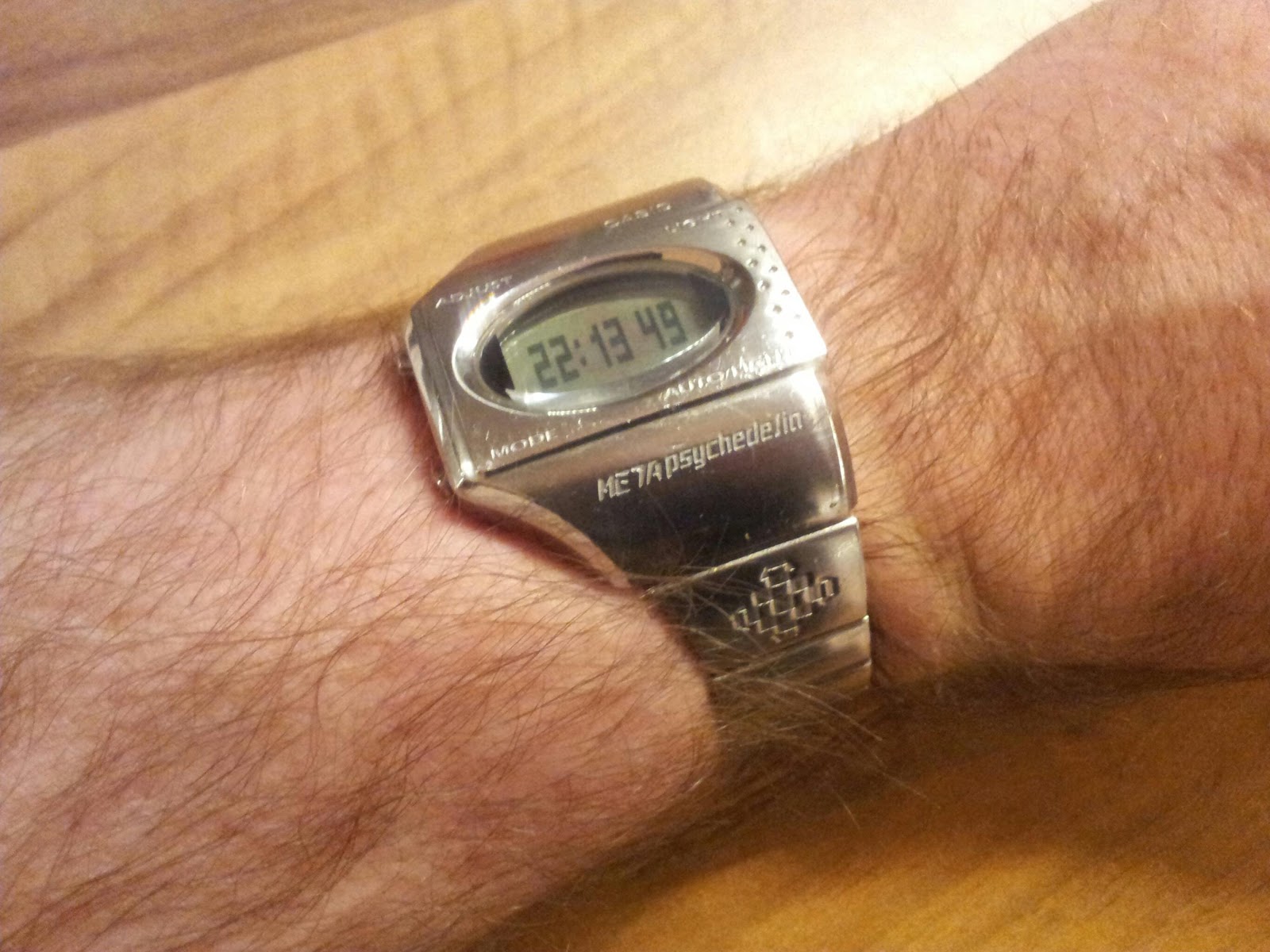 Which Watch Today: Casio ME-100 - META psychedelia