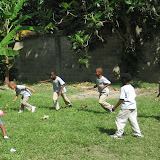 Isaac, Anthony, Luigi, Daribelto, Estiven and Raidi chase after the ball.