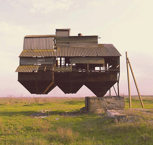 floatinghouse